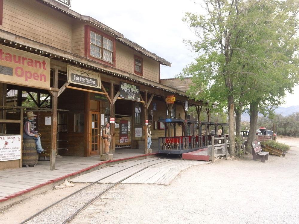 Bonnie Springs Ranch Motel Blue Diamond Exteriör bild