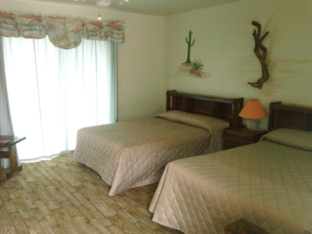 Bonnie Springs Ranch Motel Blue Diamond Exteriör bild