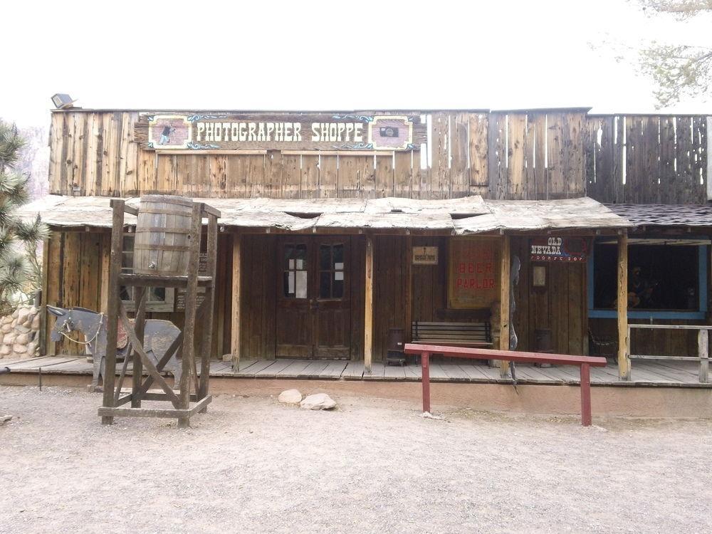 Bonnie Springs Ranch Motel Blue Diamond Exteriör bild